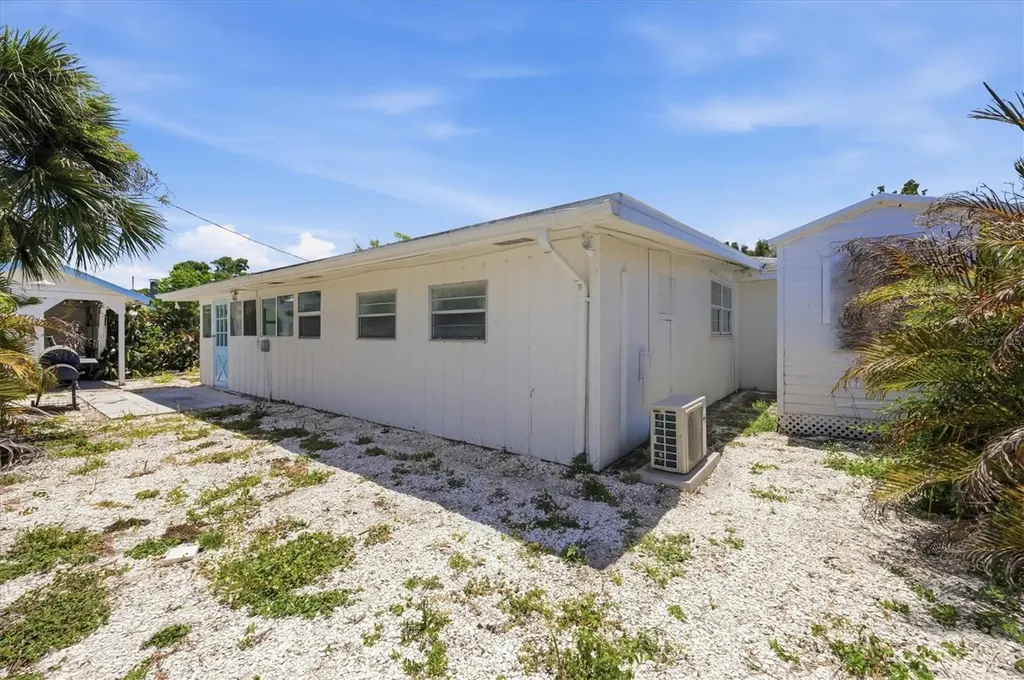 2901 Poplar Street Sarasota FL 34237