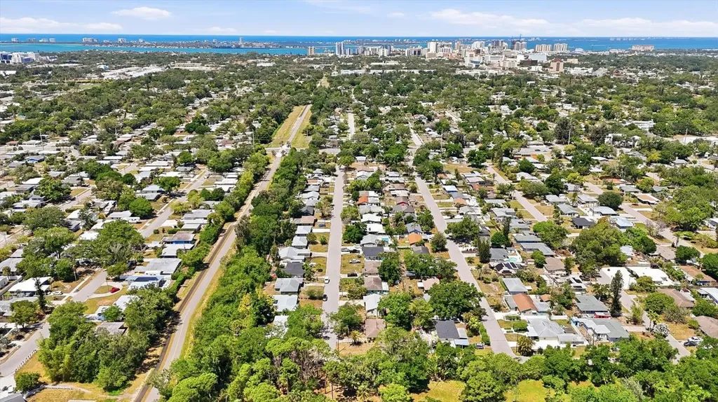2901 Poplar Street Sarasota FL 34237