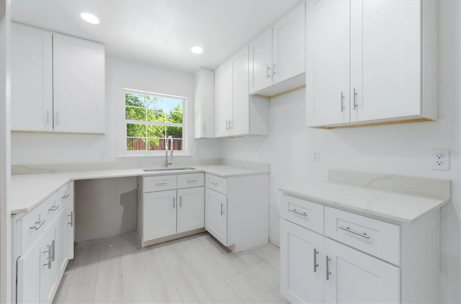 2901 Poplar Street Sarasota FL 34237