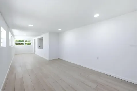 2901 Poplar Street Sarasota FL 34237