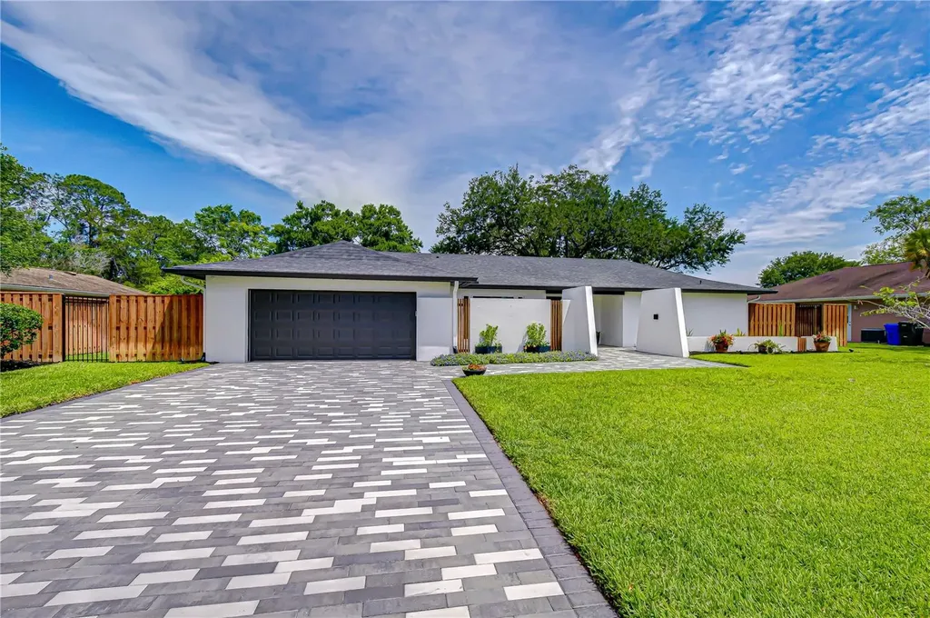 4315 Northpark Drive Tampa FL 33624