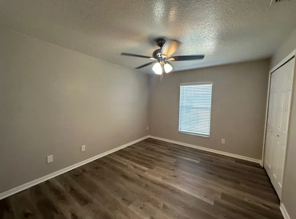 9725 Fox Hollow Road Tampa FL 33647