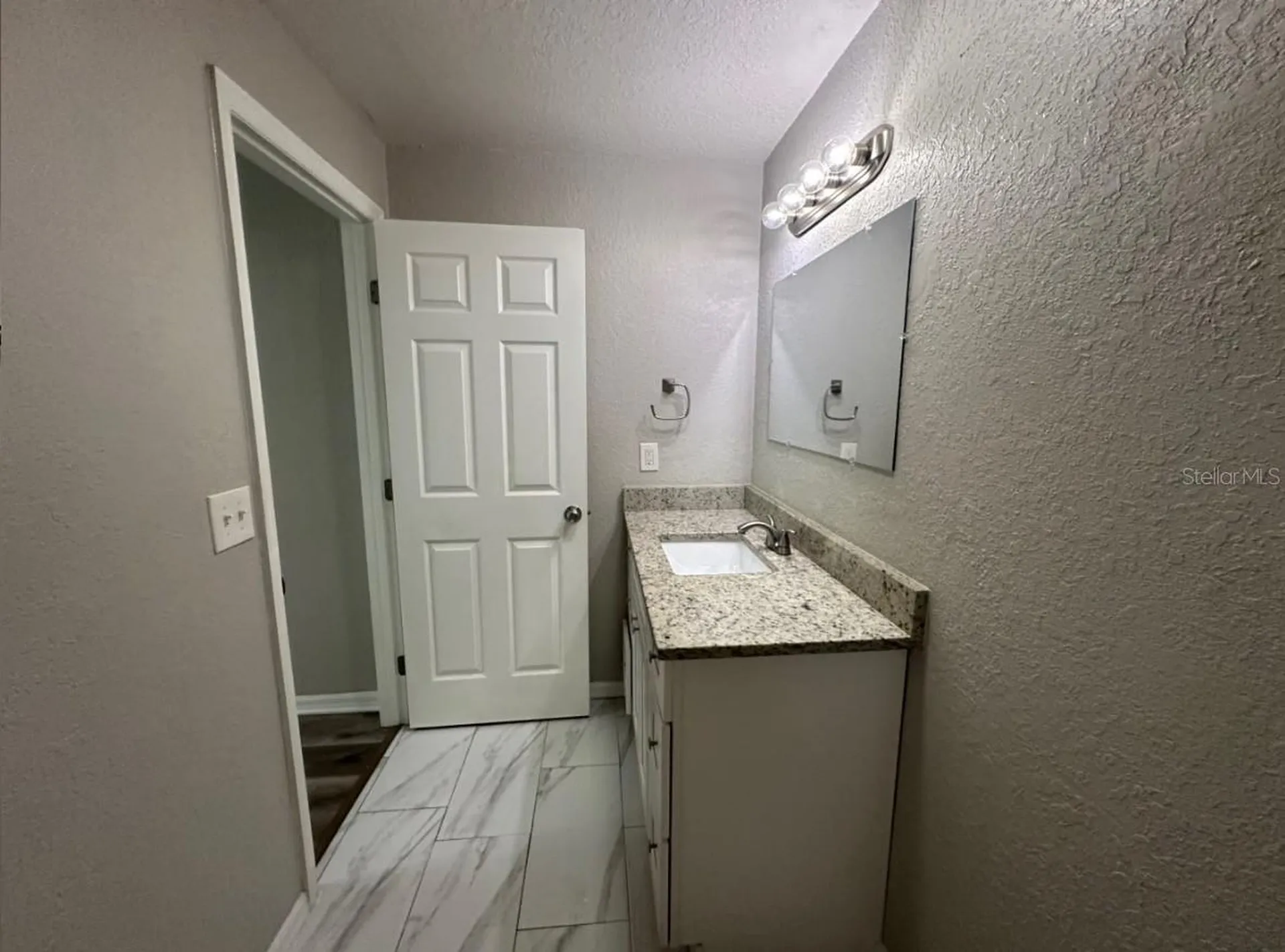 9725 Fox Hollow Road Tampa FL 33647