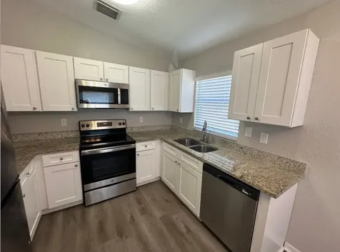 9725 Fox Hollow Road Tampa FL 33647