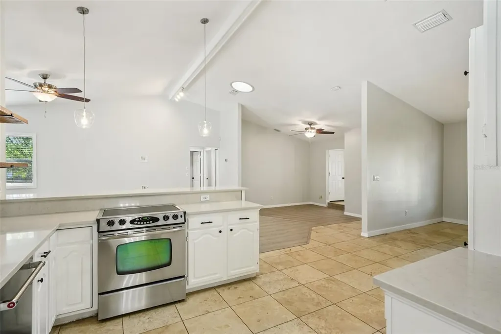 3109 Lake Valencia Ln E Palm Harbor FL 34684