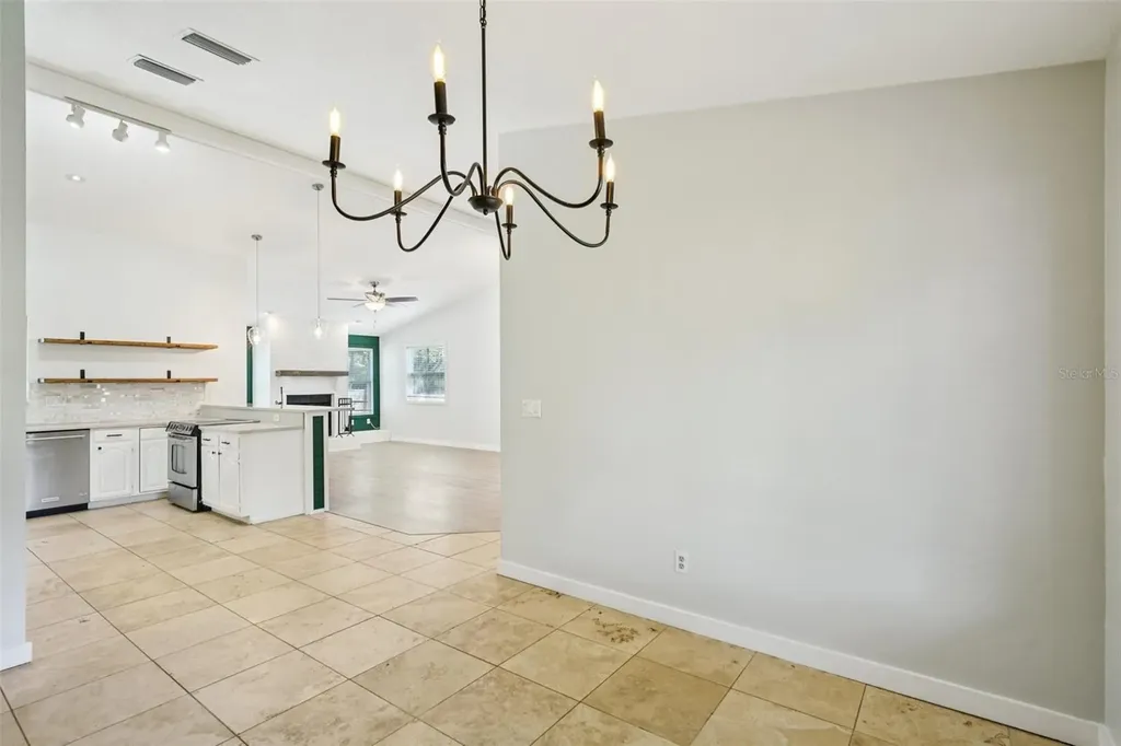 3109 Lake Valencia Ln E Palm Harbor FL 34684