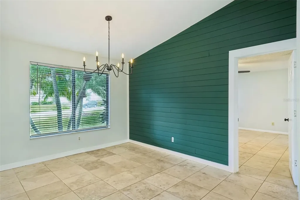 3109 Lake Valencia Ln E Palm Harbor FL 34684