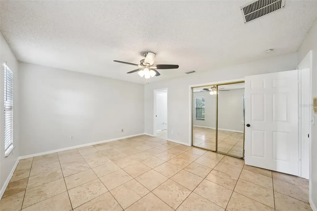 3109 Lake Valencia Ln E Palm Harbor FL 34684