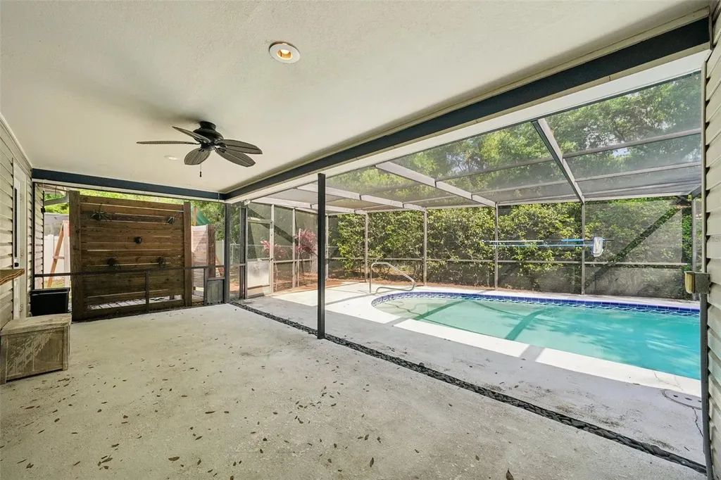 3109 Lake Valencia Ln E Palm Harbor FL 34684