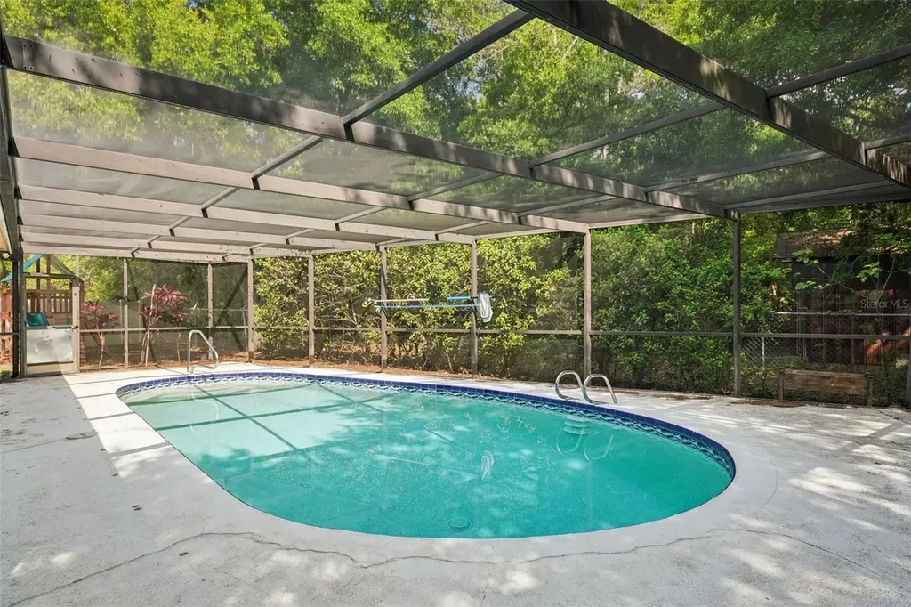 3109 Lake Valencia Ln E Palm Harbor FL 34684