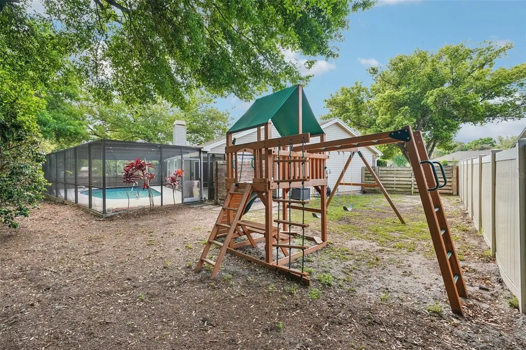 3109 Lake Valencia Ln E Palm Harbor FL 34684