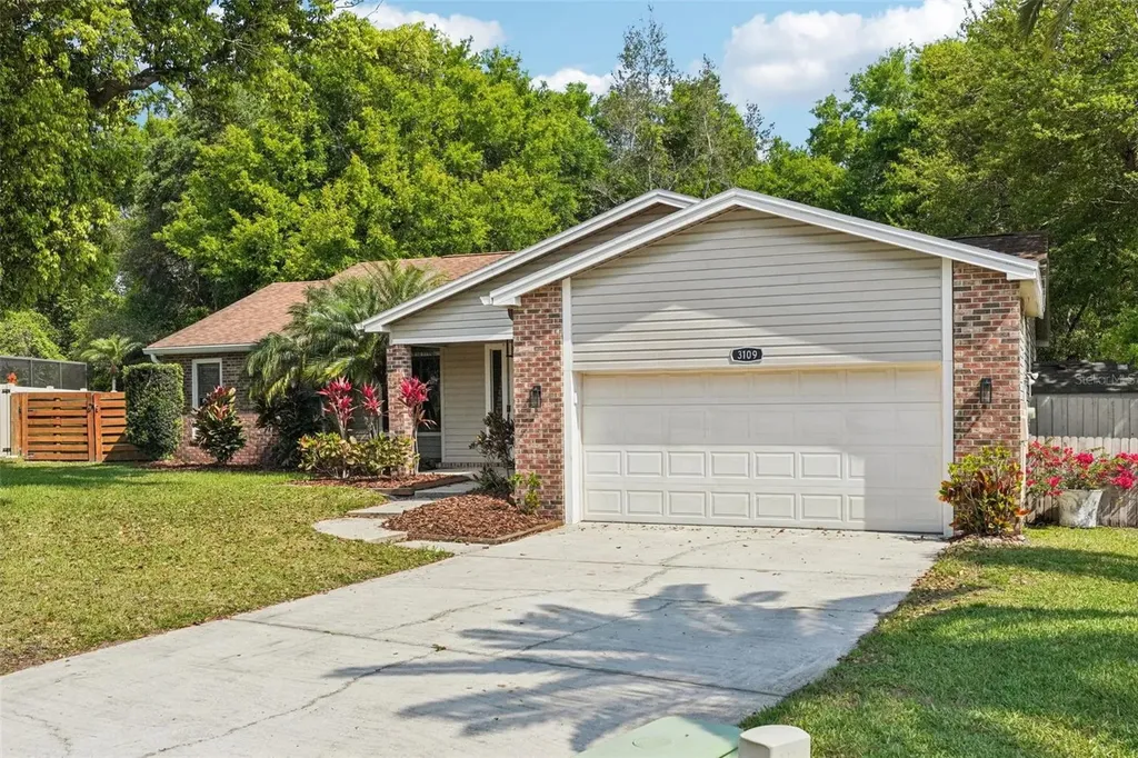 3109 Lake Valencia Ln E Palm Harbor FL 34684