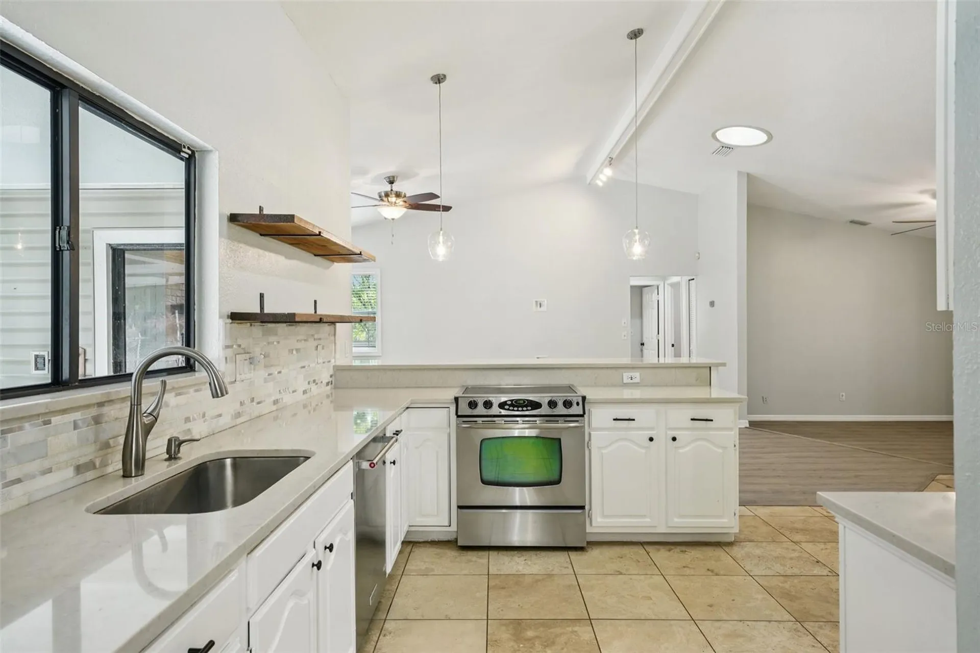 3109 Lake Valencia Ln E Palm Harbor FL 34684