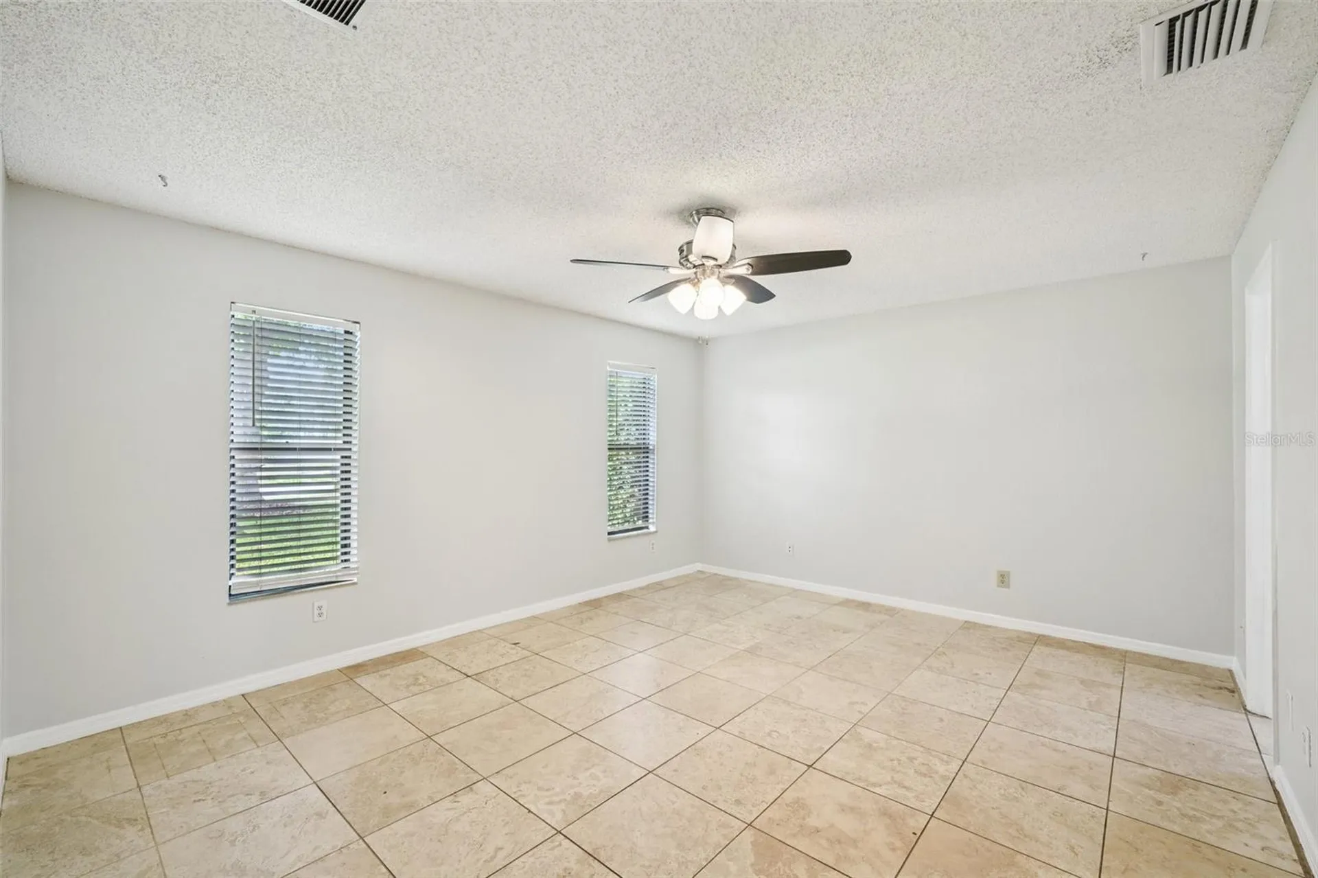 3109 Lake Valencia Ln E Palm Harbor FL 34684