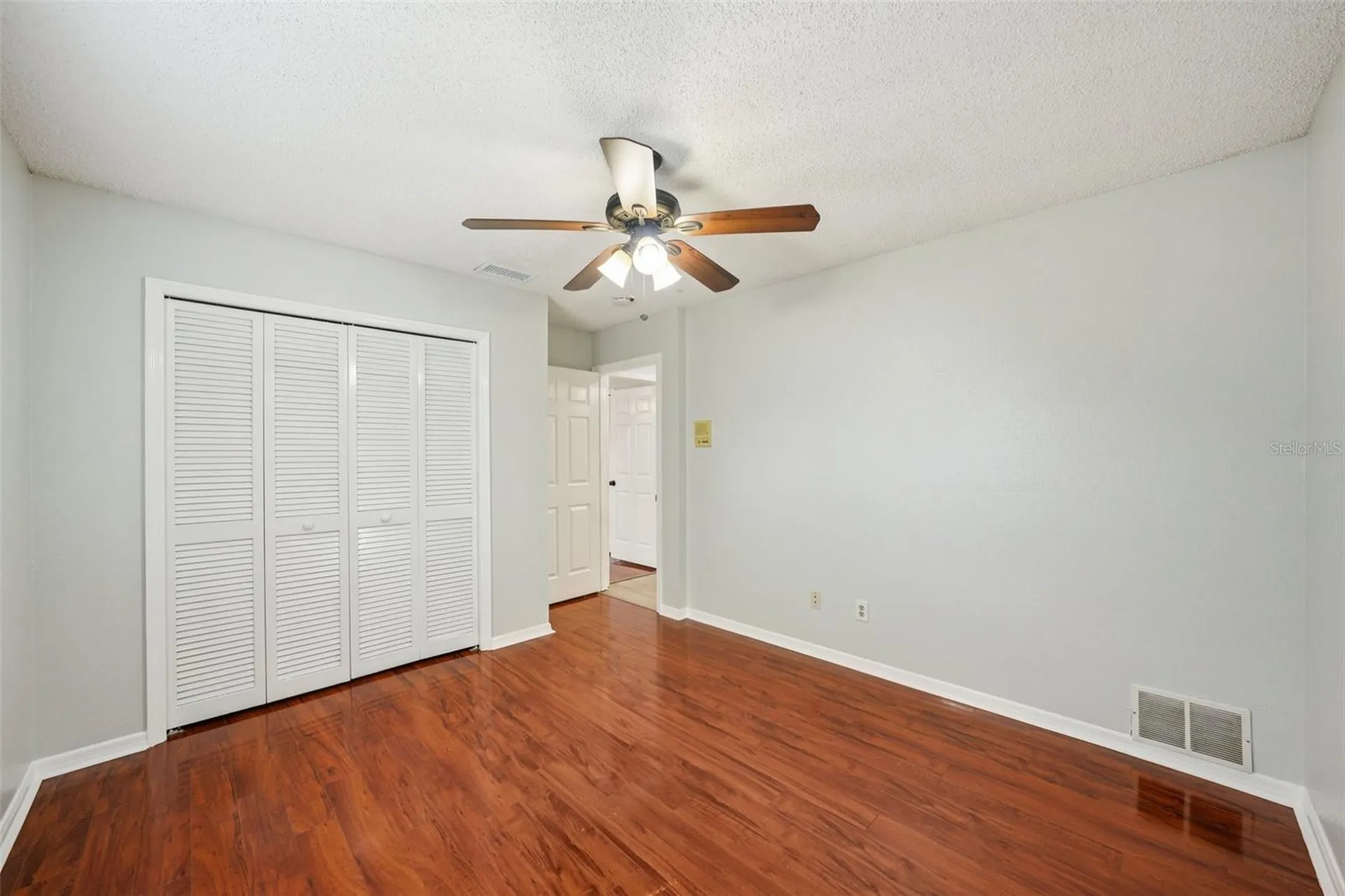 3109 Lake Valencia Ln E Palm Harbor FL 34684