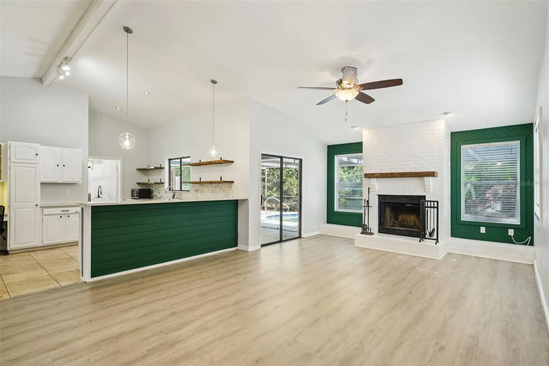 3109 Lake Valencia Ln E Palm Harbor FL 34684
