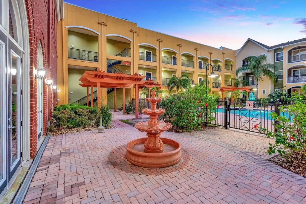 2010 E Palm Avenue Tampa FL 33605