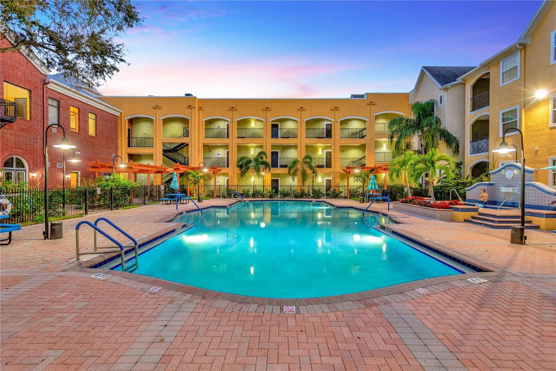 2010 E Palm Avenue Tampa FL 33605
