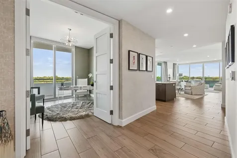 3401 Bayshore Boulevard Tampa FL 33629