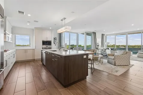 3401 Bayshore Boulevard Tampa FL 33629