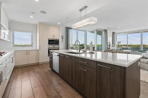 3401 Bayshore Boulevard Tampa FL 33629