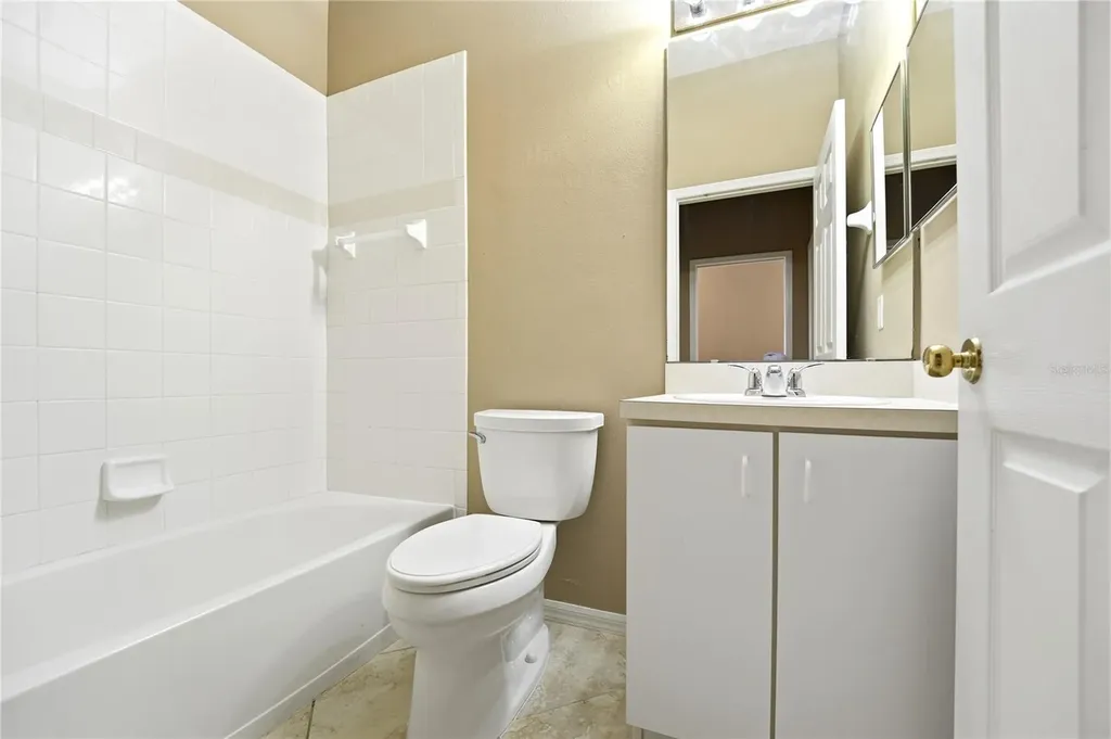 177 Club Villas Lane Kissimmee FL 34744