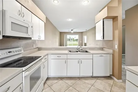 177 Club Villas Lane Kissimmee FL 34744