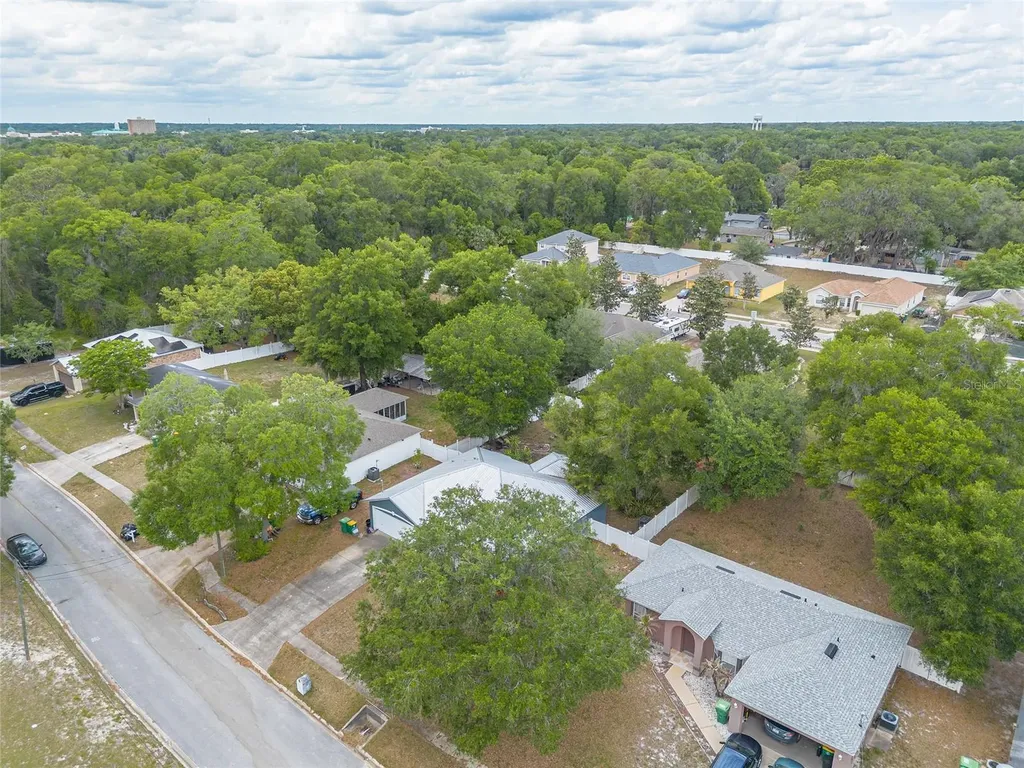 1031 E Walts Avenue Deland FL 32724