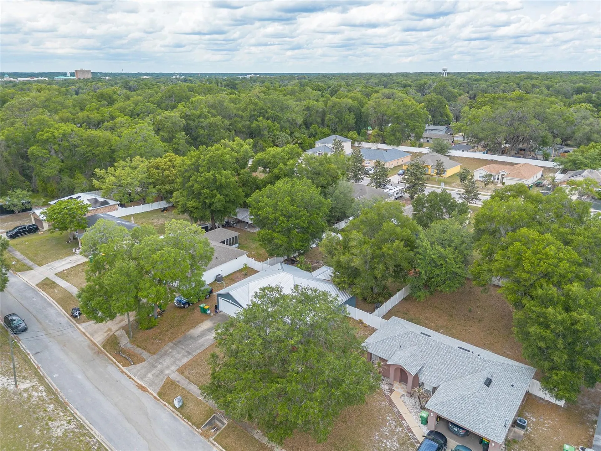 1031 E Walts Avenue Deland FL 32724