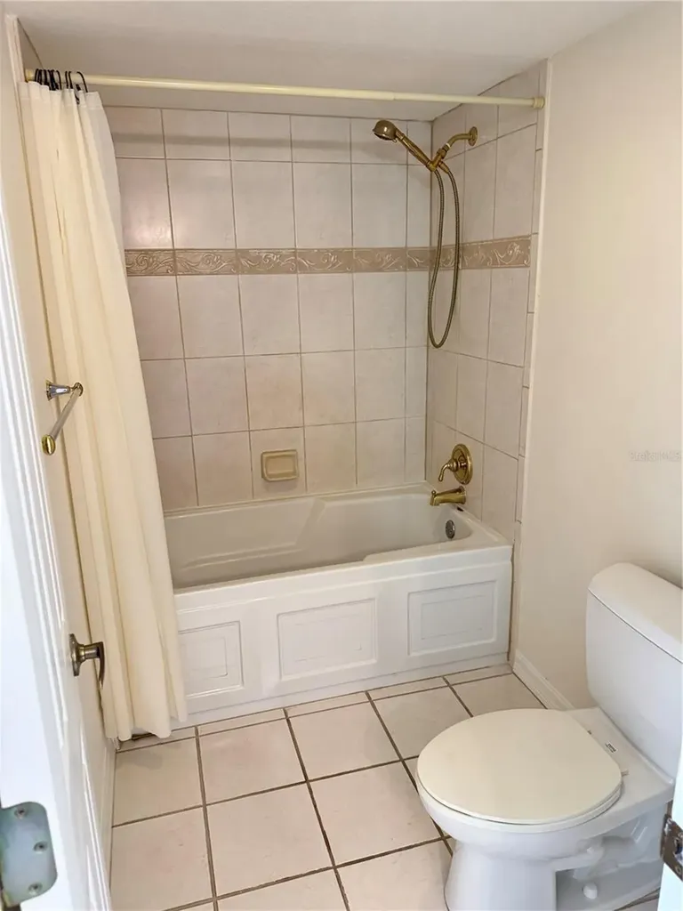 204 3rd Street W Bradenton FL 34205