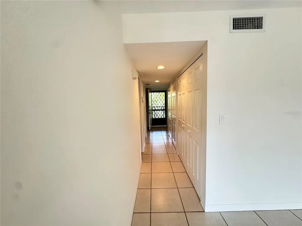 204 3rd Street W Bradenton FL 34205