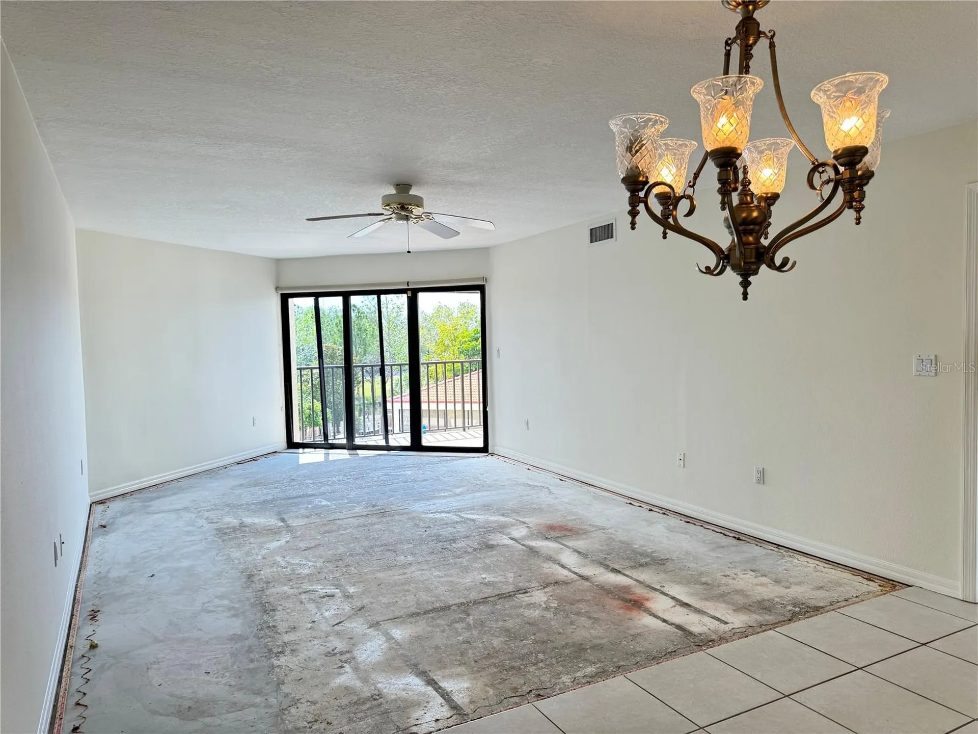 204 3rd Street W Bradenton FL 34205
