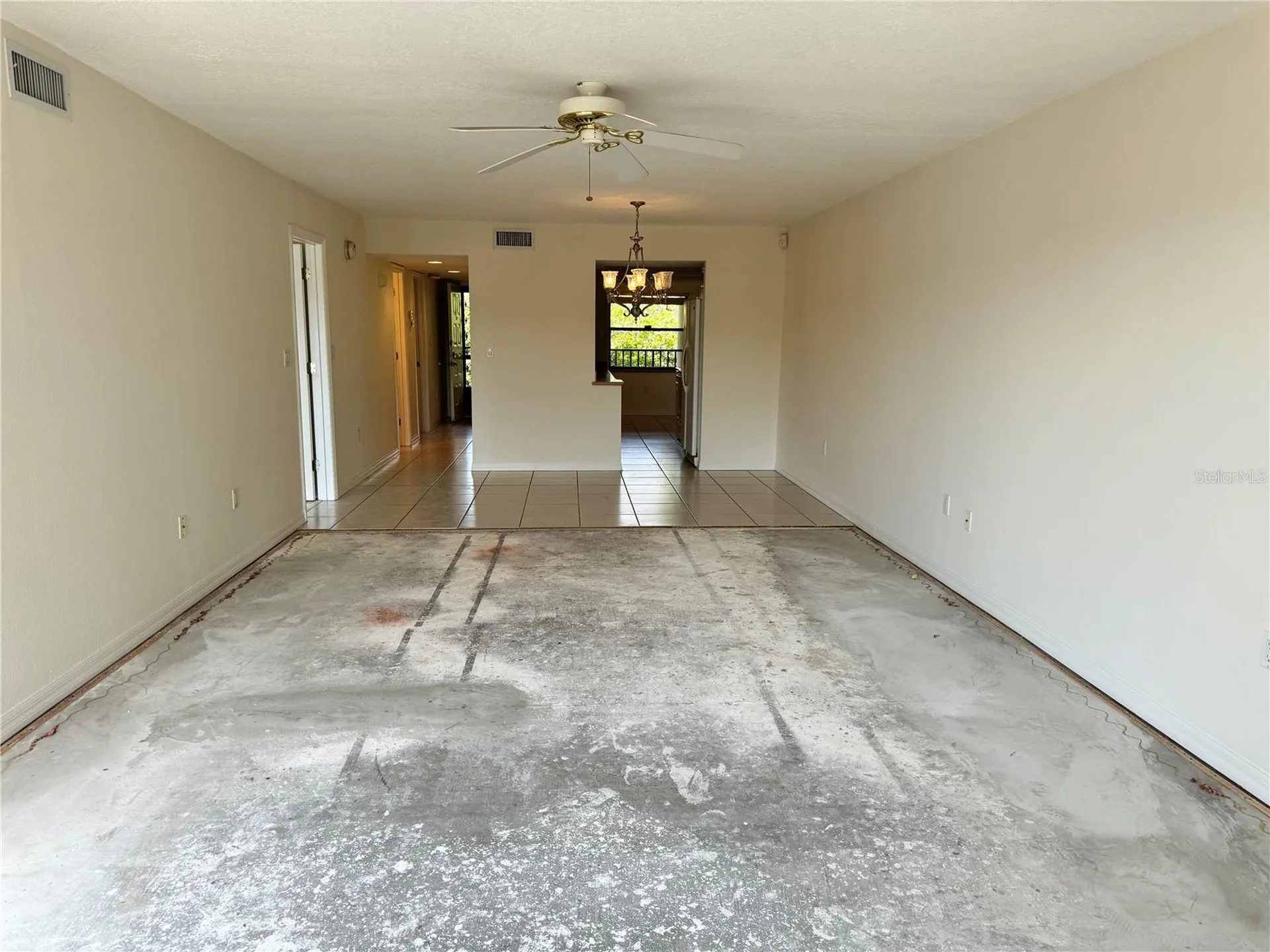 204 3rd Street W Bradenton FL 34205