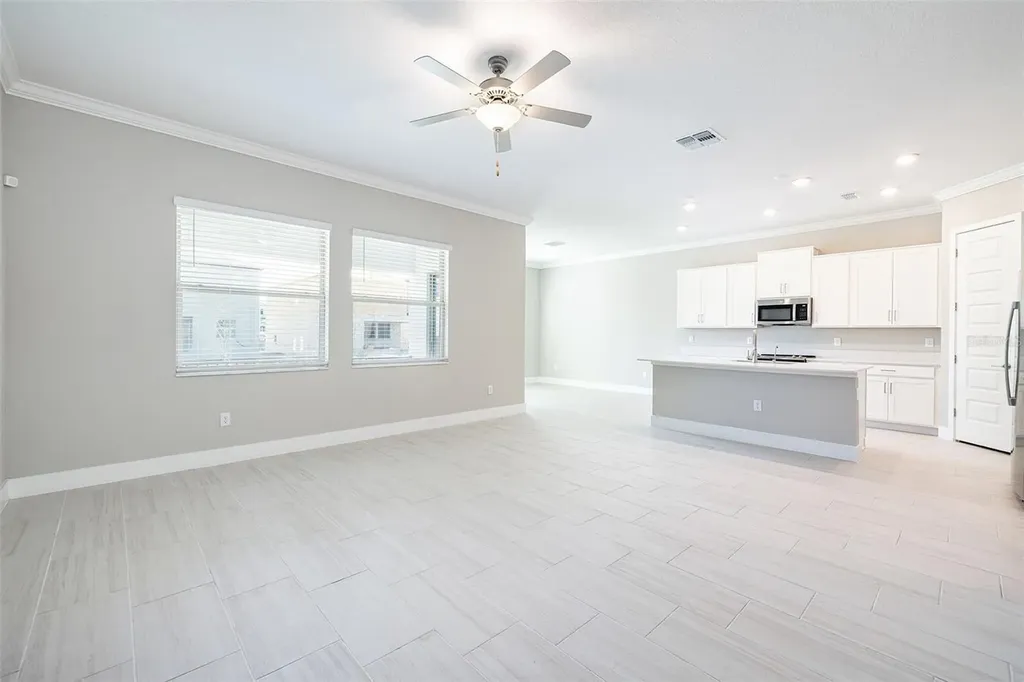 7706 S Shamrock Road Tampa FL 33616