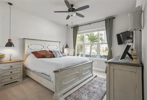 4914 Lakeshore Oaks Court Tampa FL 33624