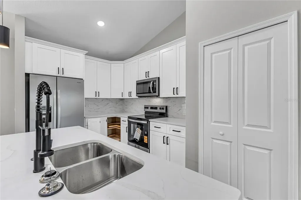 1140 7th Avenue Deland FL 32724