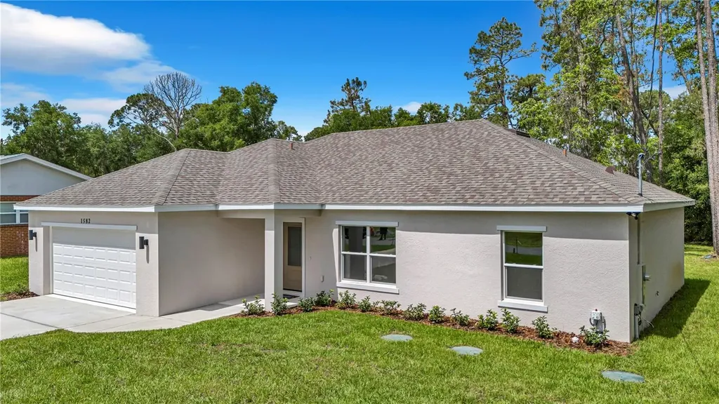 1140 7th Avenue Deland FL 32724
