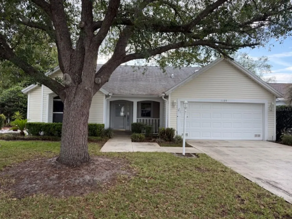 1109 Monterey Lane Lady Lake FL 32159