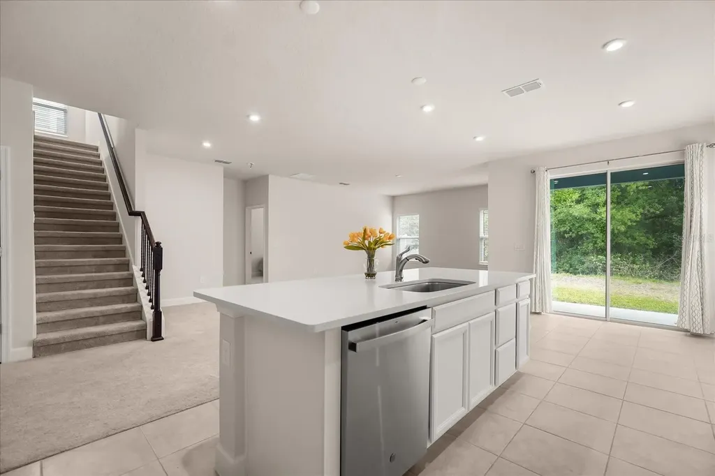 357 Siesta Vista Court Davenport FL 33896