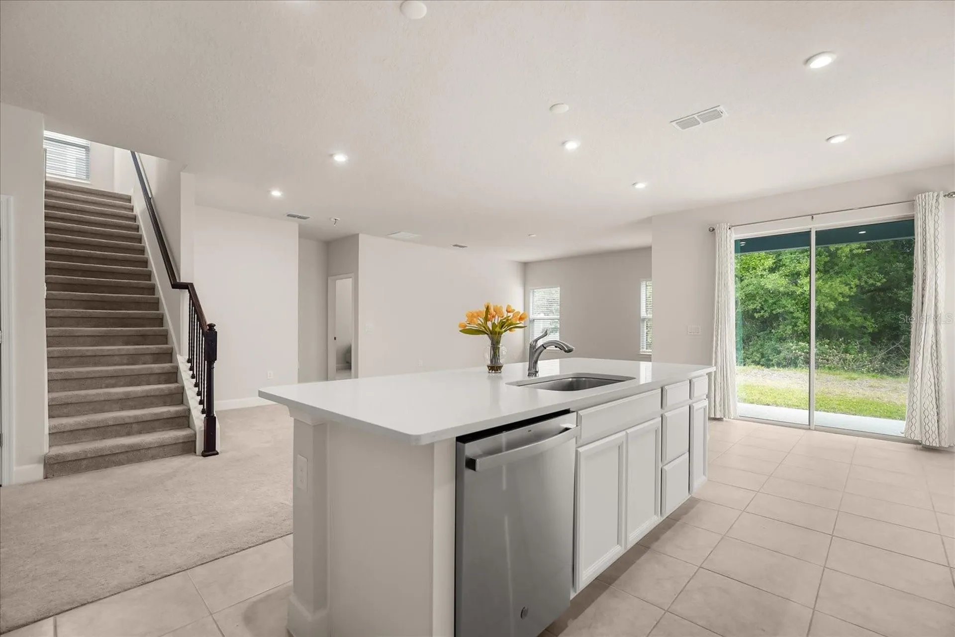 357 Siesta Vista Court Davenport FL 33896