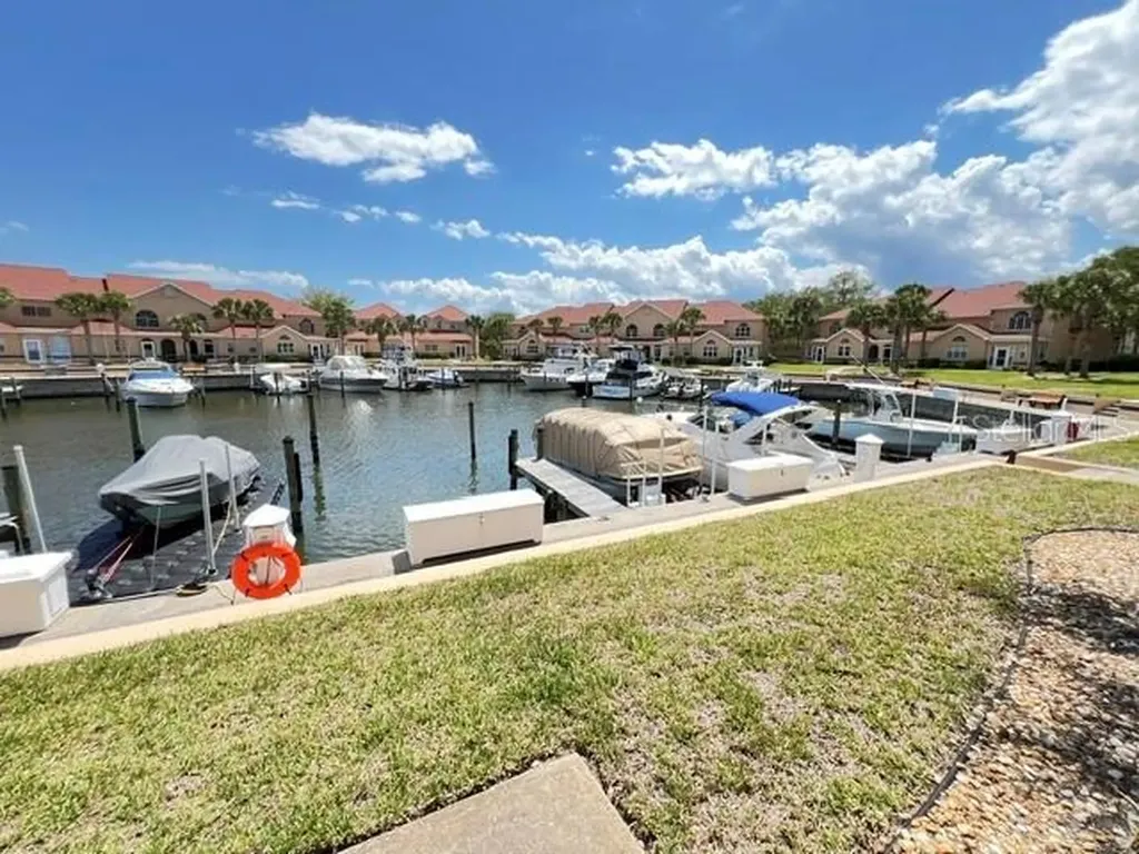 35 Captains Walk Palm Coast FL 32137