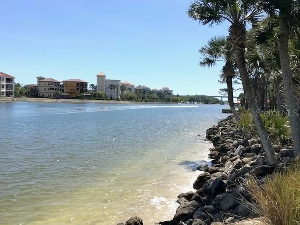 35 Captains Walk Palm Coast FL 32137