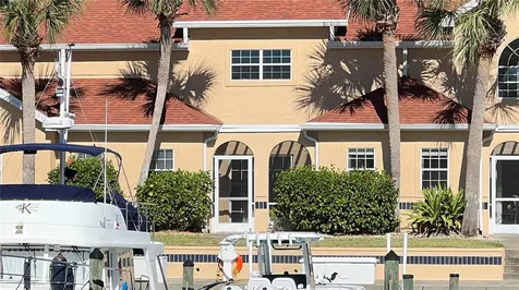 35 Captains Walk Palm Coast FL 32137