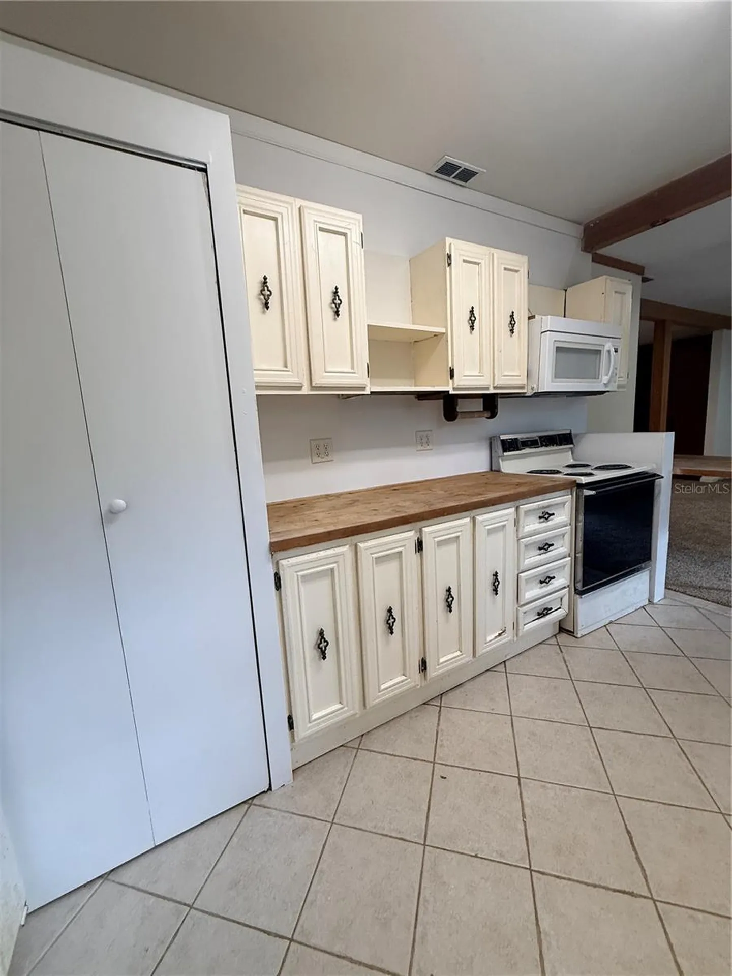 5725 E University Avenue Gainesville FL 32641