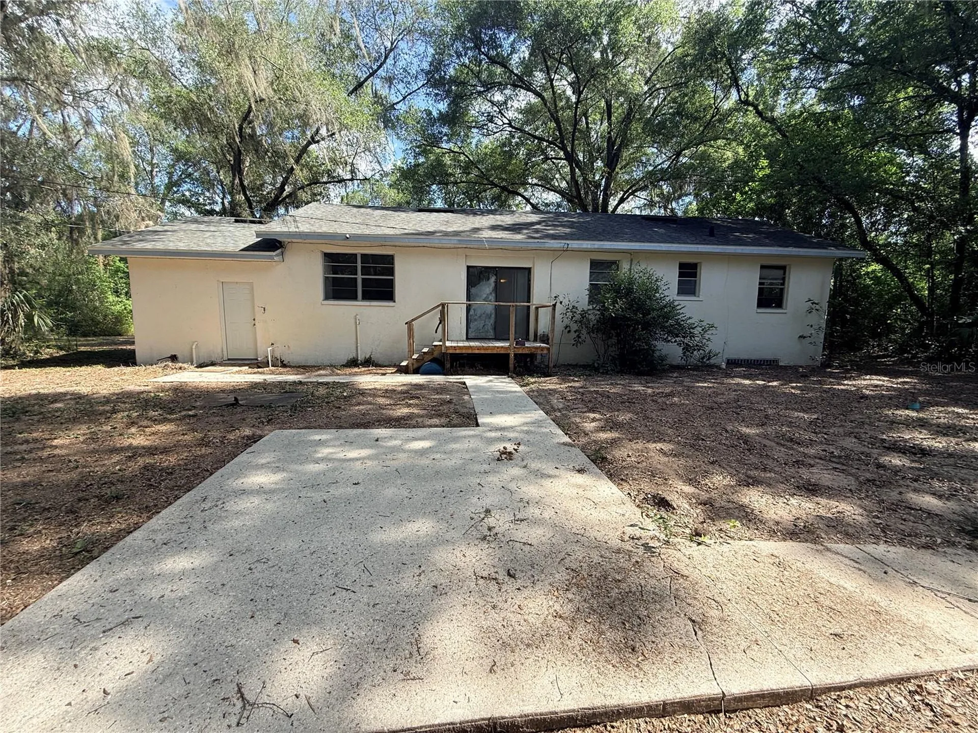 5725 E University Avenue Gainesville FL 32641