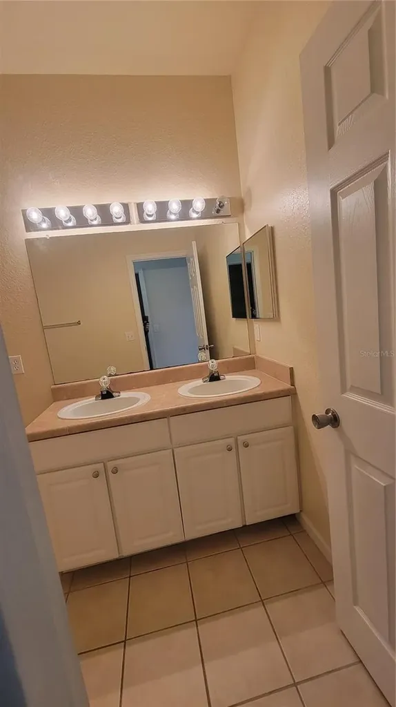 4316 NW 48th Gainesville FL 32606
