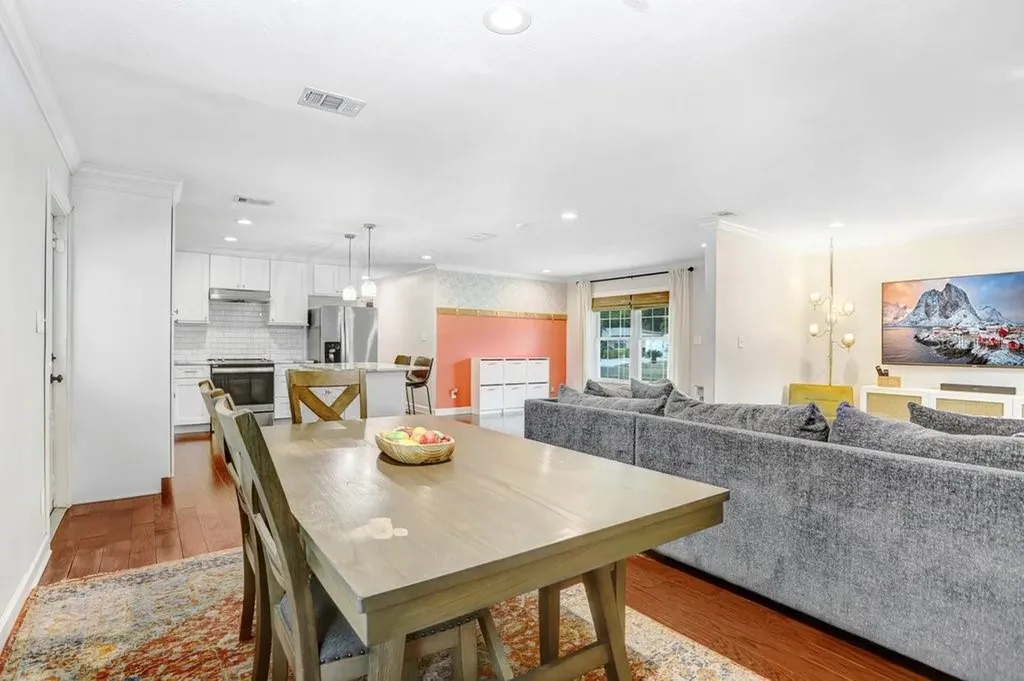 4404 W Wisconsin Avenue Tampa FL 33616