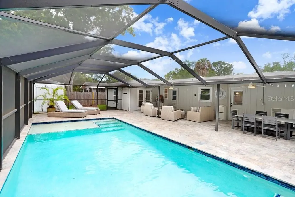 4404 W Wisconsin Avenue Tampa FL 33616
