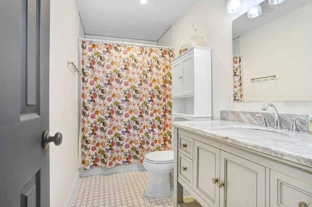 4404 W Wisconsin Avenue Tampa FL 33616