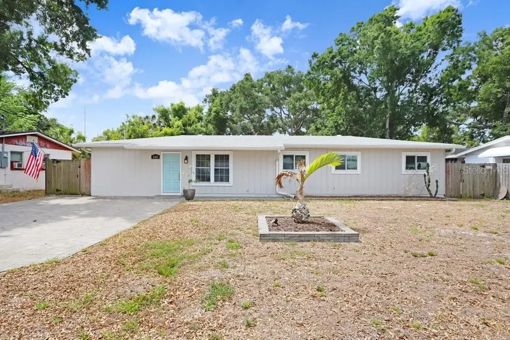 4404 W Wisconsin Avenue Tampa FL 33616